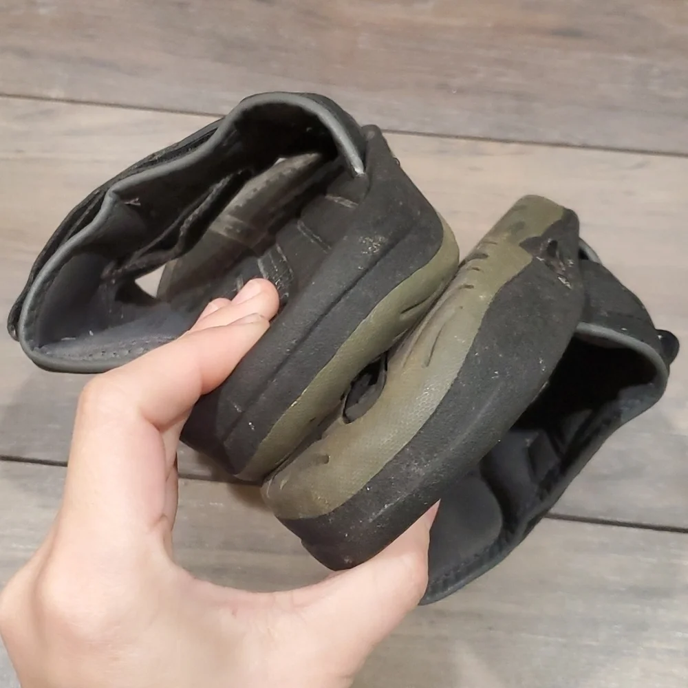 Speedo flip flip athletic men's flats Sandals sz 8